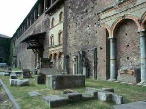 Xtrallusion photo gallery of Italy. Photos, pictures, images and photographs of the Italian Rivieras, the Italian Lakes, the Italian Alps, the Cinque Terre, the Amalfi coast and some of the most beautiful corners of Italy. Plus photos of Italian cities such as Pisa, Milan, Genoa and Rome.